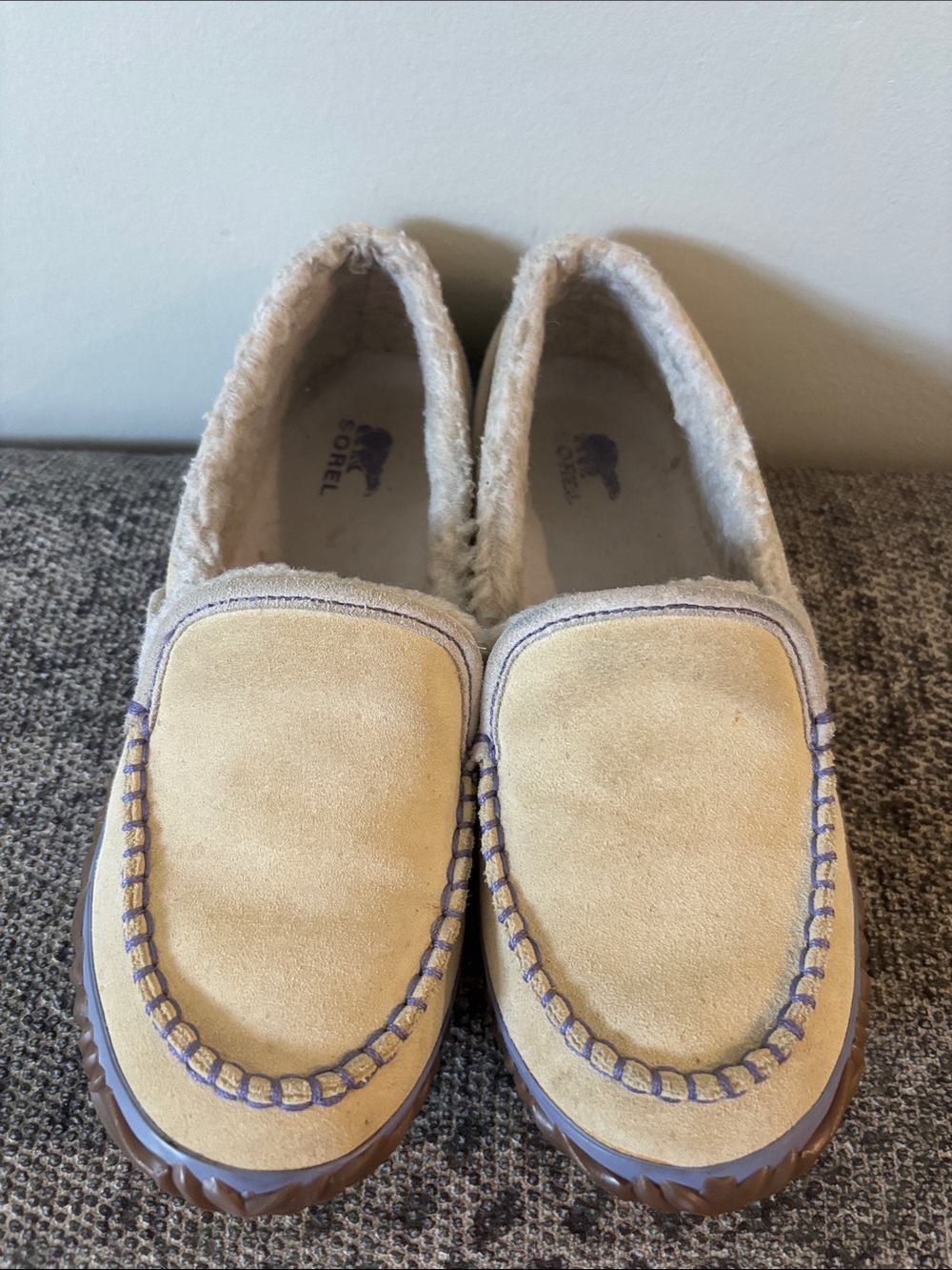 Sorel Tremblant Moc Slipper Suede Moccasin Tan Purple Trim Women's Size 7
